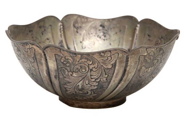 INSALATIERA IN ARGENTO, ITALIA FINE XIX, INIZI XX SECOLO