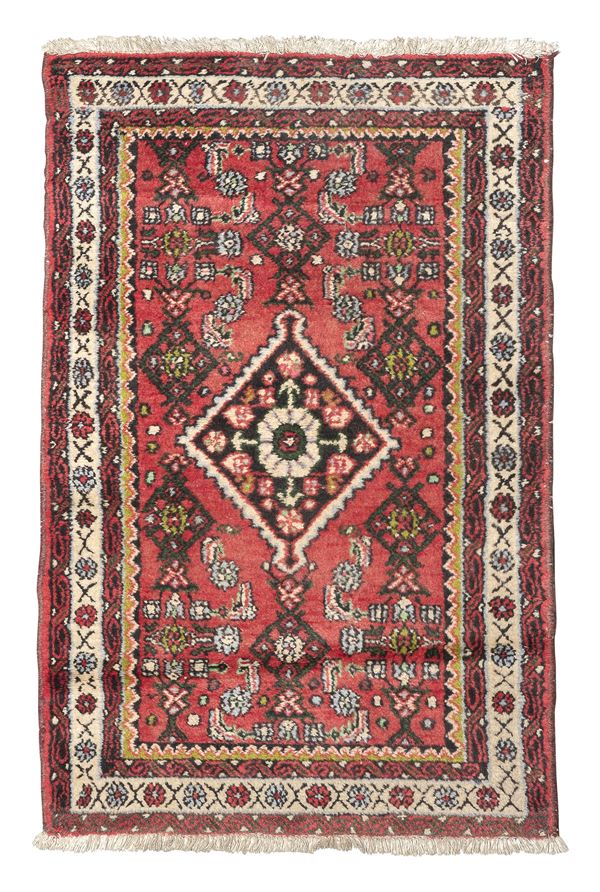 TAPPETO SCENDILETTO HAMADAN