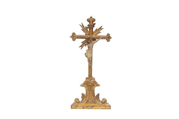 CROCIFISSO IN LEGNO, XVIII SECOLO