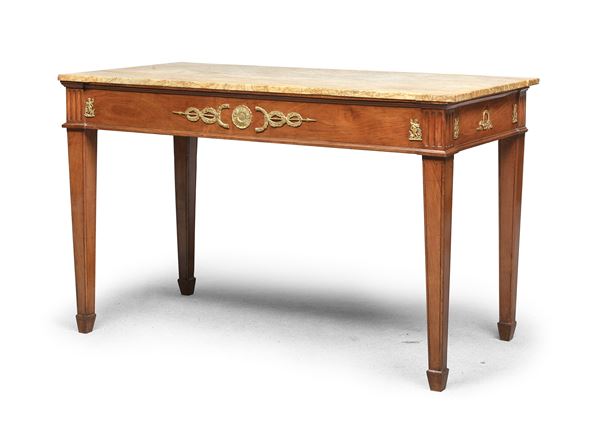 CONSOLE IN LEGNO DI PERO, FRANCIA INIZI XIX SECOLO  - Asta ASTA 290 - ASTA DI ARTE ANTICA E PREZIOSI - Casa d'Aste Babuino