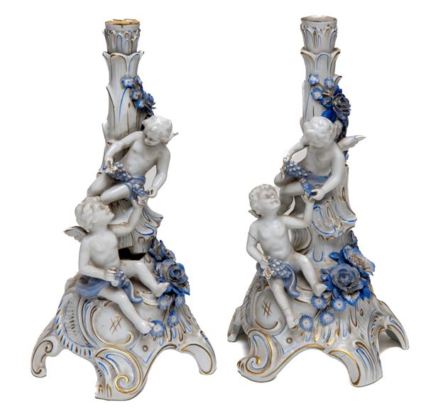 COPPIA DI CANDELIERI IN PORCELLANA, GINORI  - Asta ASTA 290 - ASTA DI ARTE ANTICA E PREZIOSI - Casa d'Aste Babuino