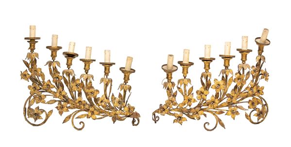 COPPIA DI APPLIQUES IN FERRO DORATO