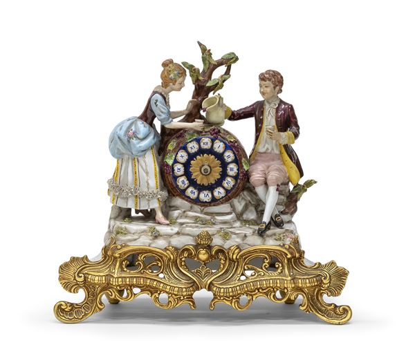 OROLOGIO DA TAVOLO IN PORCELLANA