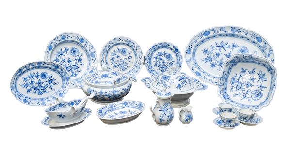 SERVIZIO DI PIATTI IN PORCELLANA, MEISSEN INIZIO XX SECOLO