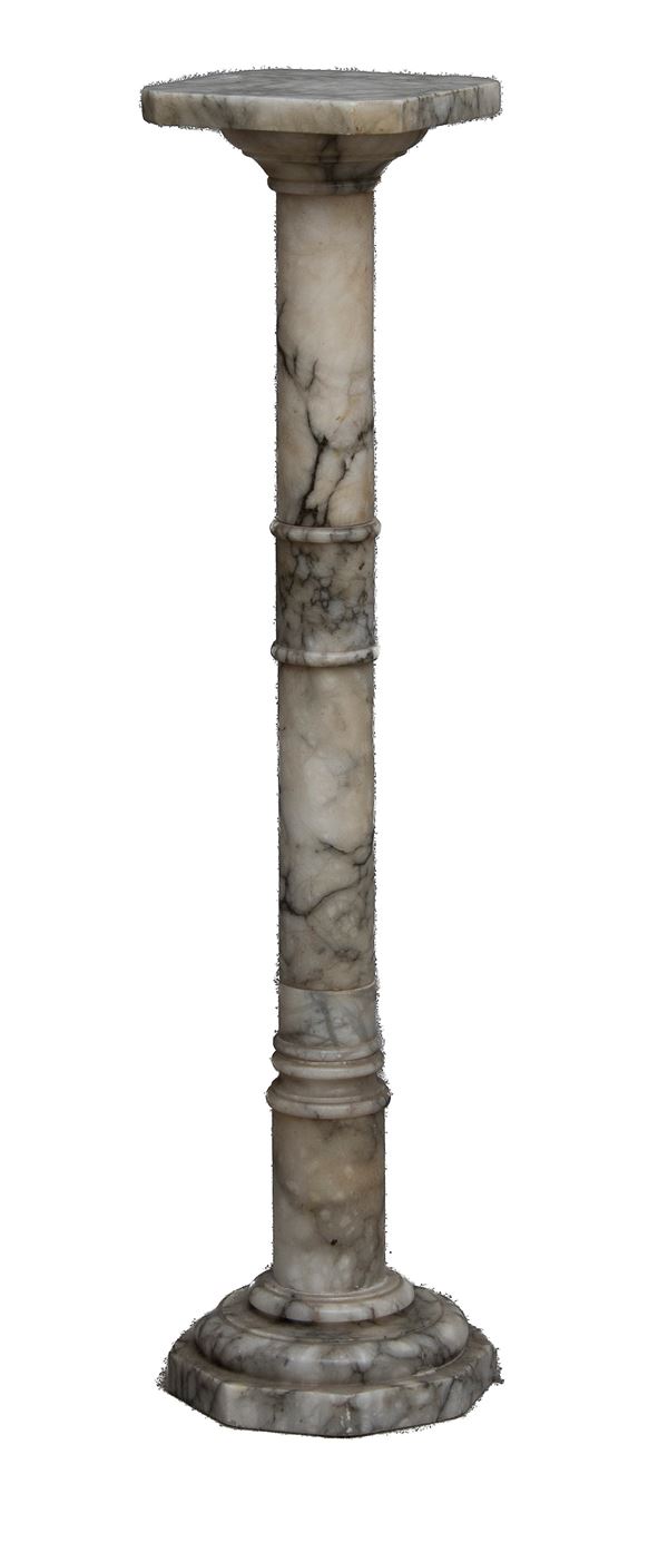 COLONNINA IN MARMO BIANCO VENATO