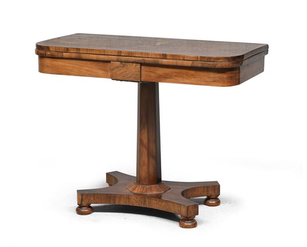 TAVOLINO DA GIOCO IN PALISSANDRO, XIX SECOLO