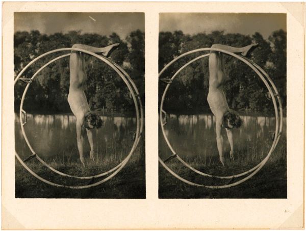 CINQUE FOTOGRAFIE DI MODELLI
