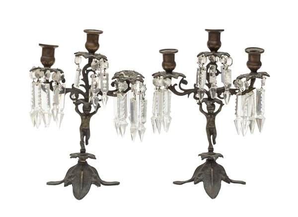 COPPIA DI PICCOLI CANDELABRI IN BRONZO