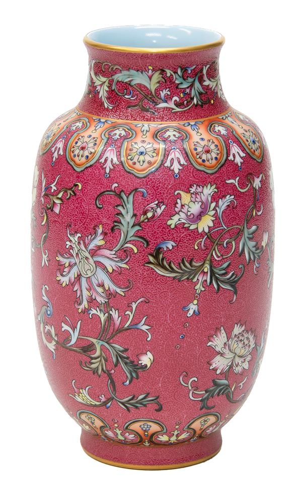 VASO IN PORCELLANA CINA PERIODO QING