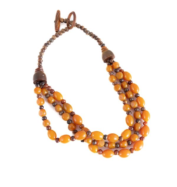 COLLANA IN AMBRA, TIBET INIZI XX SECOLO