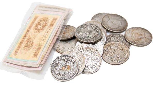 LOTTO DI MONETE E BANCONOTE, CINA XX SECOLO