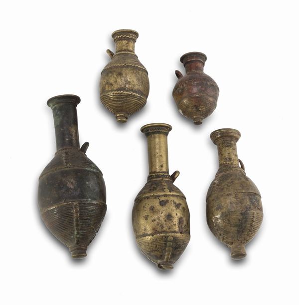 CINQUE PICCOLI VASI IN BRONZO MEDIO ORIENTE