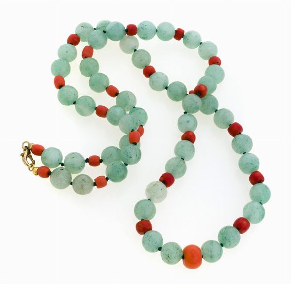 COLLANA IN GIADA E CORALLO