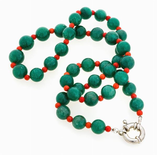 COLLANA IN GIADA E CORALLO