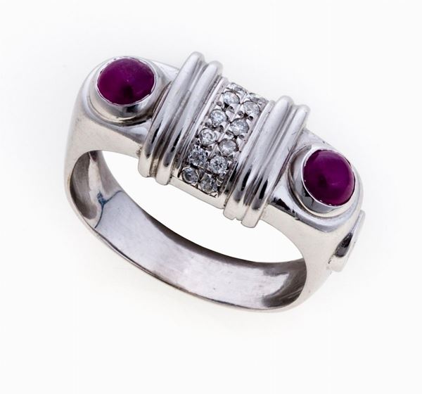 ANELLO CON BRILLANTI E RUBINI