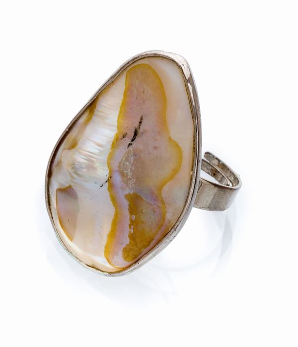 ANELLO CON MADREPERLA