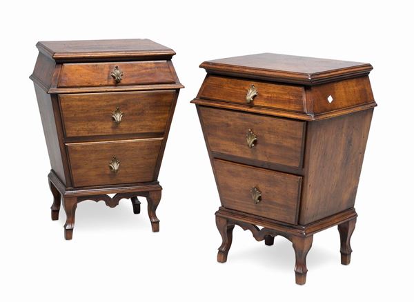 COPPIA DI COMODINI VENEZIANI STILE SETTECENTO