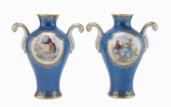 COPPIA DI VASI IN PORCELLANA DI SEVRES