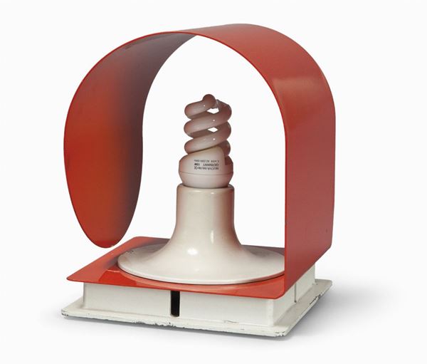 LAMPADA CON CAPPELLO ROSSO