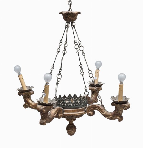LAMPADARIO IN LEGNO DORATO