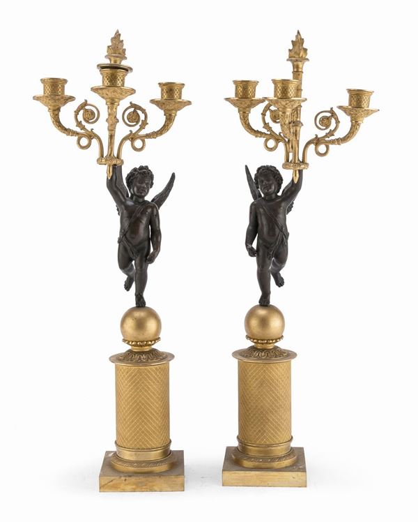  COPPIA DI CANDELABRI IN BRONZO