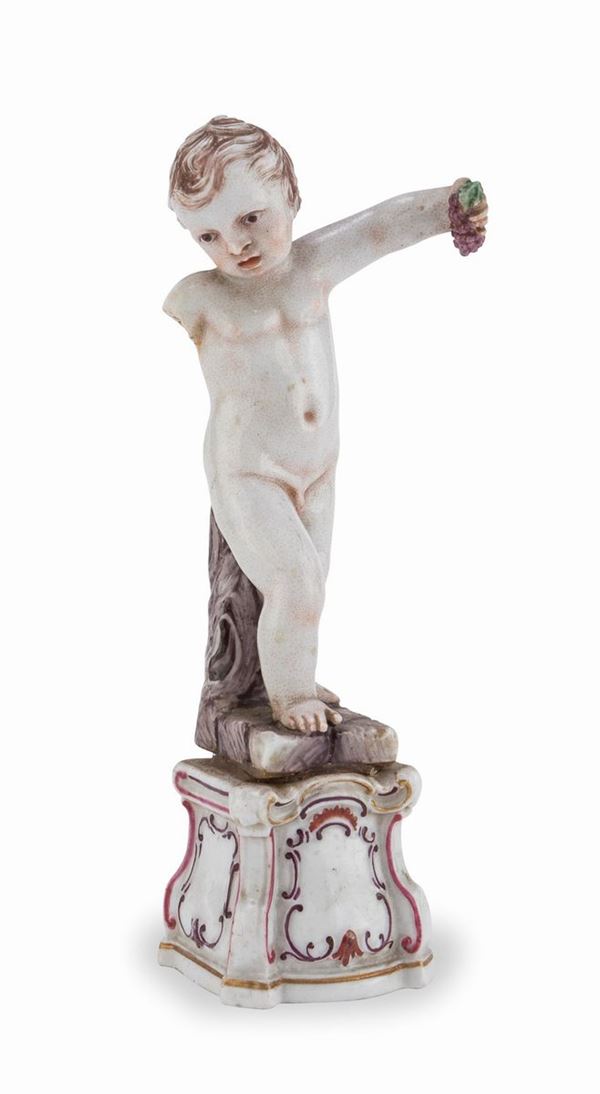 RESTI DI FIGURA DI PUTTO IN PORCELLANA